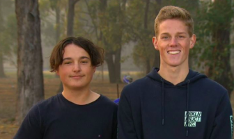 Teens Save Kangaroo That Was Stuck in the Mud