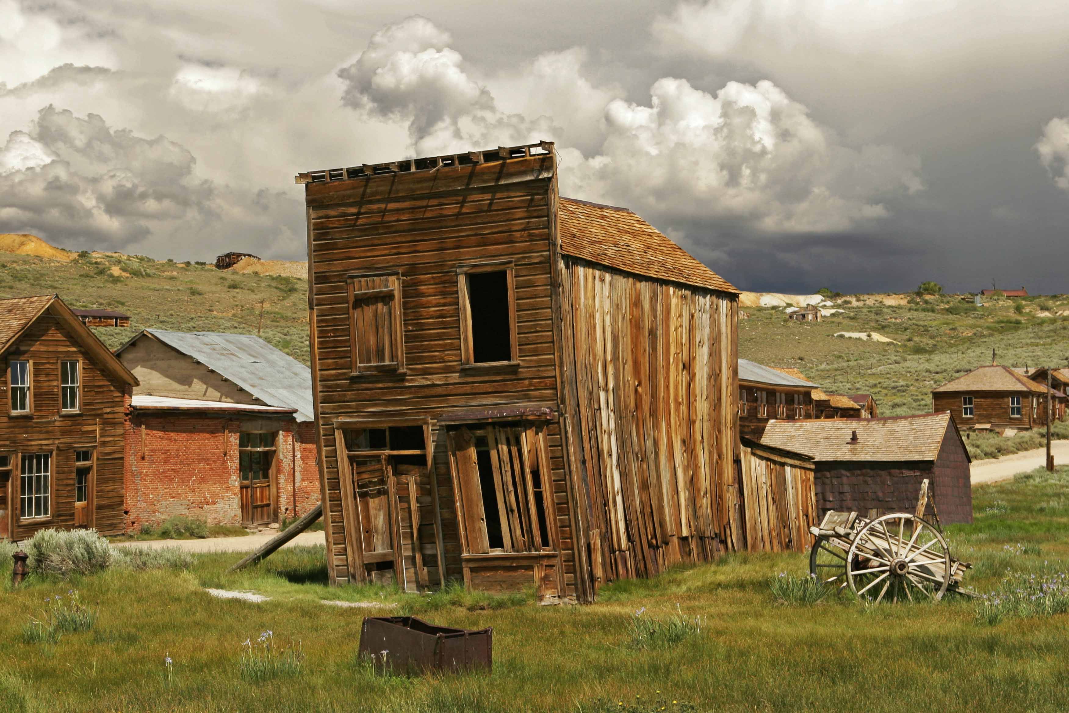 ghost-towns-a-vacation-destination