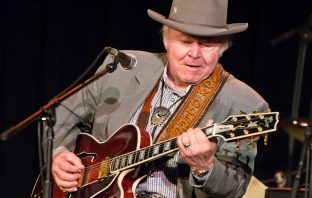 Hee Haw Star And Host Roy Clark Dead At 85
