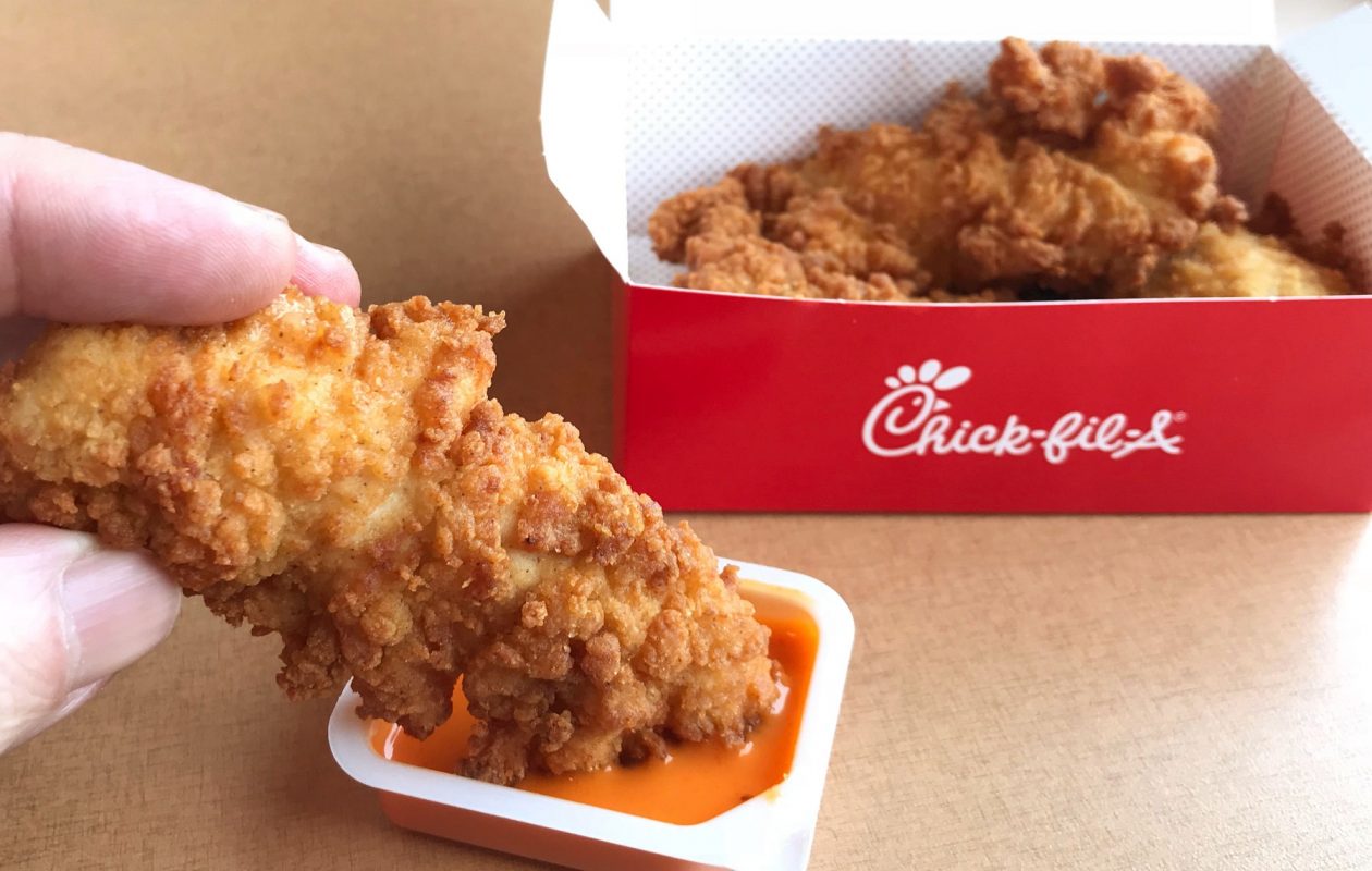 chick-fil-a-named-food-chain-of-the-year-amongst-impressively-strong-growth