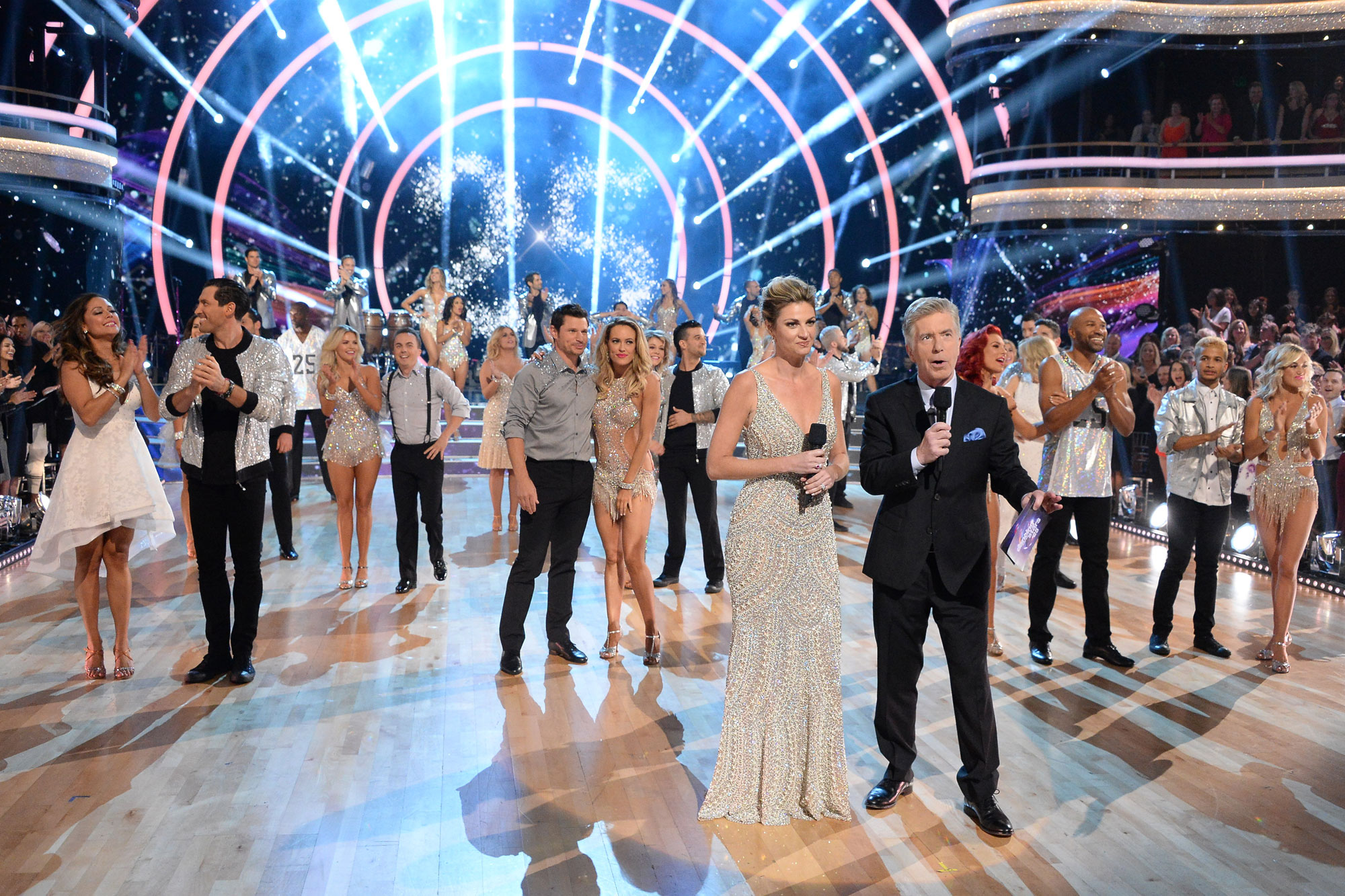 Dancing With The Stars Put On Hold Until Fall 2019 Due To Season 27