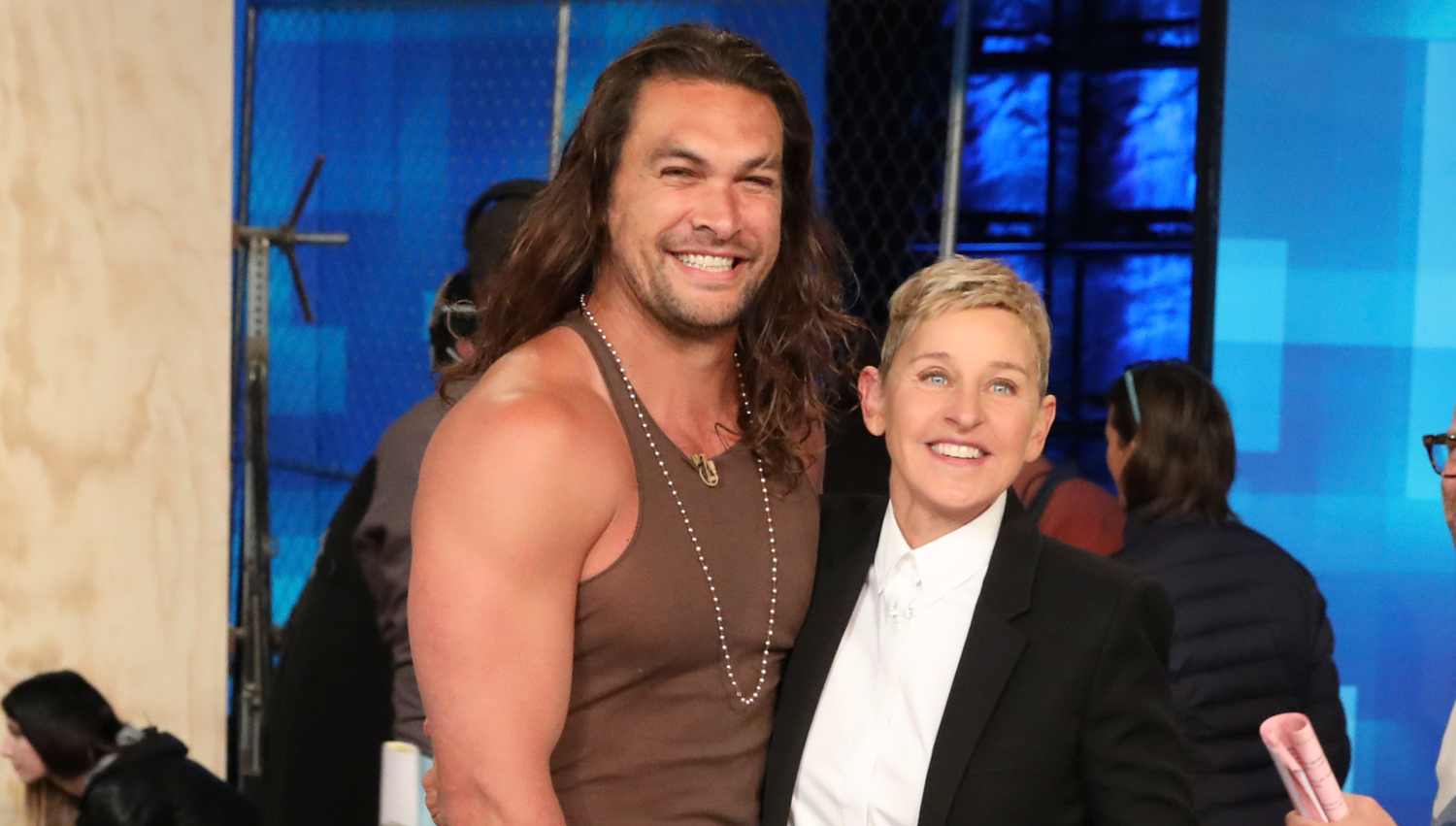 Beardless Jason Momoa Demonstrates His Axe Throwing Skills For Charity