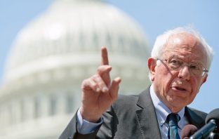 If Aliens Do Exist Sanders Will Give American Public The 411