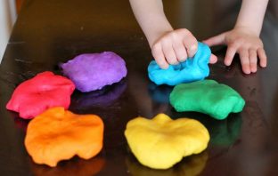 Super Easy Homemade Play-Doh So Safe You Could Eat It