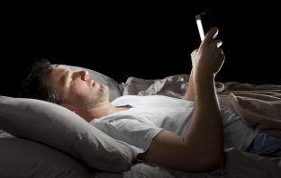 Worried About Phone Addiction? Easy Trick To Decrease Screen Time