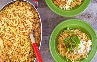 Round ‘Em Up For This Fiery Chili Chicken Cowboy Spaghetti