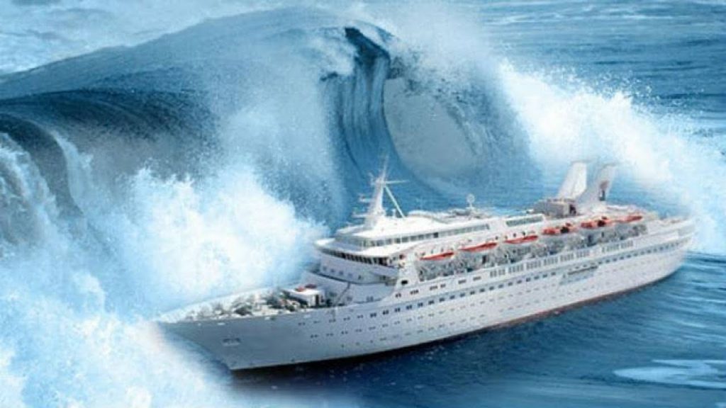 cruise boat storm