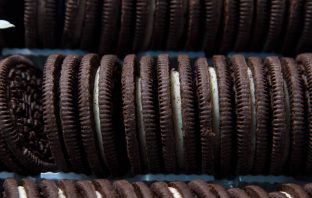 Dark Chocolate Oreos Will Be a Reality in 2019