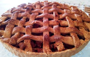 Making An Apple Pie? Try These Varieties