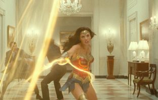 Wonder Woman 1984 Debating Early HBO Max Debut or Summer Theaters
