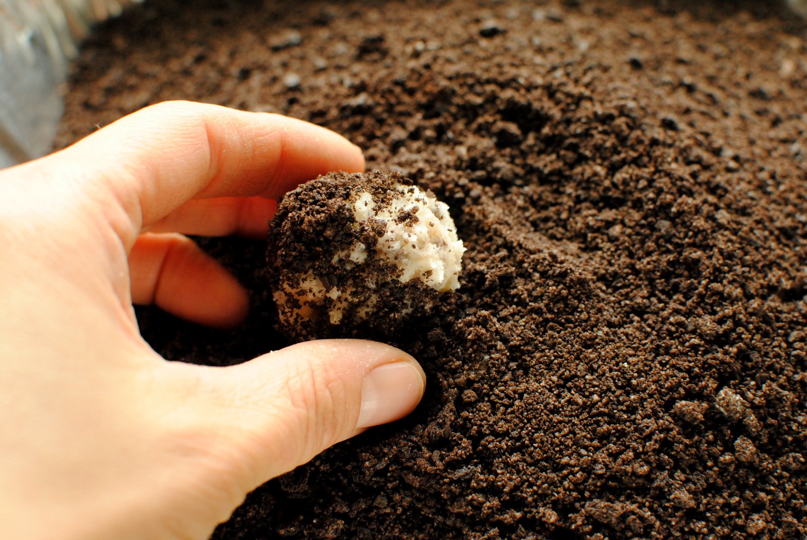 You Can Now Buy Bags Of Oreo Cookie Crumbles