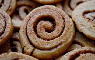 Homemade Cinnamon Bun Cookies Recipe