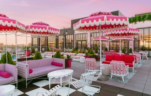 Dolly Parton Themed Bar Arrives In Nashville