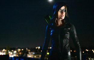 Arrowverse Spinoff Green Arrow And The Canaries Axed By CW