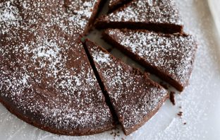 Flourless Chocolate Cake Recipe