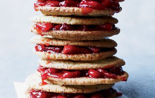 Homemade Strawberry Champagne Cookies Recipe