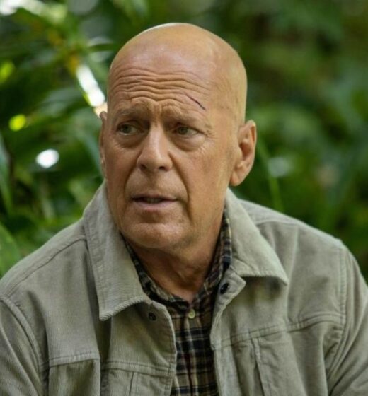 Co-Workers Say Bruce Wills Has Struggled On Set For Years