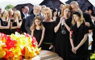 Experts Weigh In On Whether Kids Should Attend Funerals
