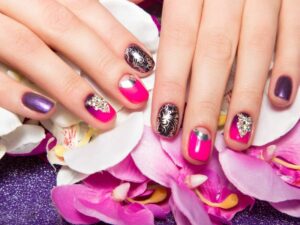 Minimalist Nails Get A Cute Upgrade With The Bubble Gloss Mani Trend