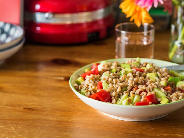 Farro Grain Benefits Of Adding It To Your Diet